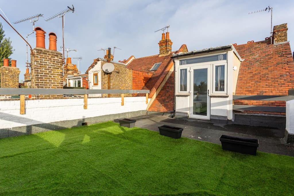 2 Bed Apartment Near The Beach Southend-on-Sea Kültér fotó