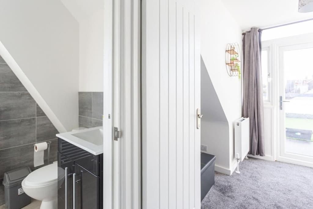 2 Bed Apartment Near The Beach Southend-on-Sea Kültér fotó